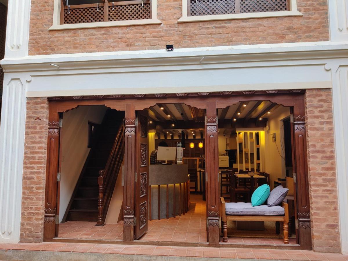 Karuna Hotel Patan Kathmandu Ngoại thất bức ảnh