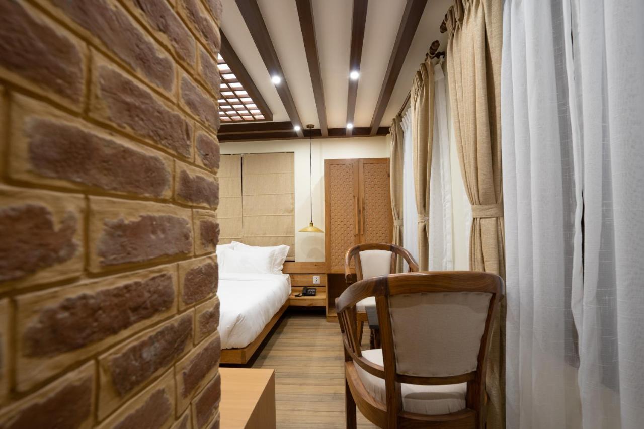 Karuna Hotel Patan Kathmandu Ngoại thất bức ảnh