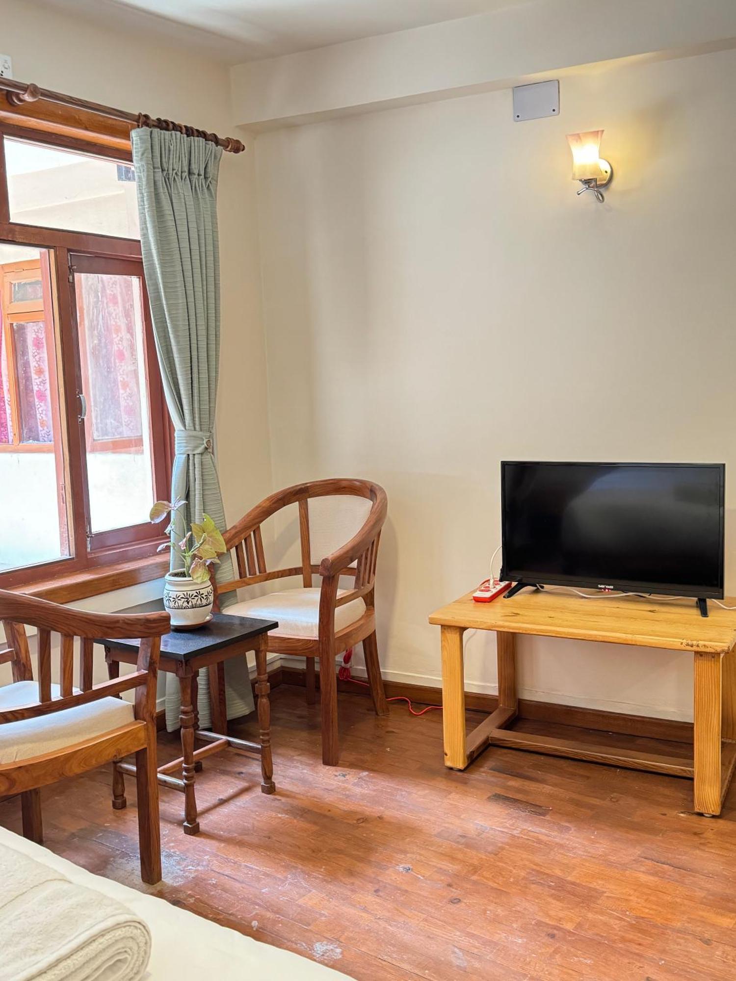 Karuna Hotel Patan Kathmandu Ngoại thất bức ảnh