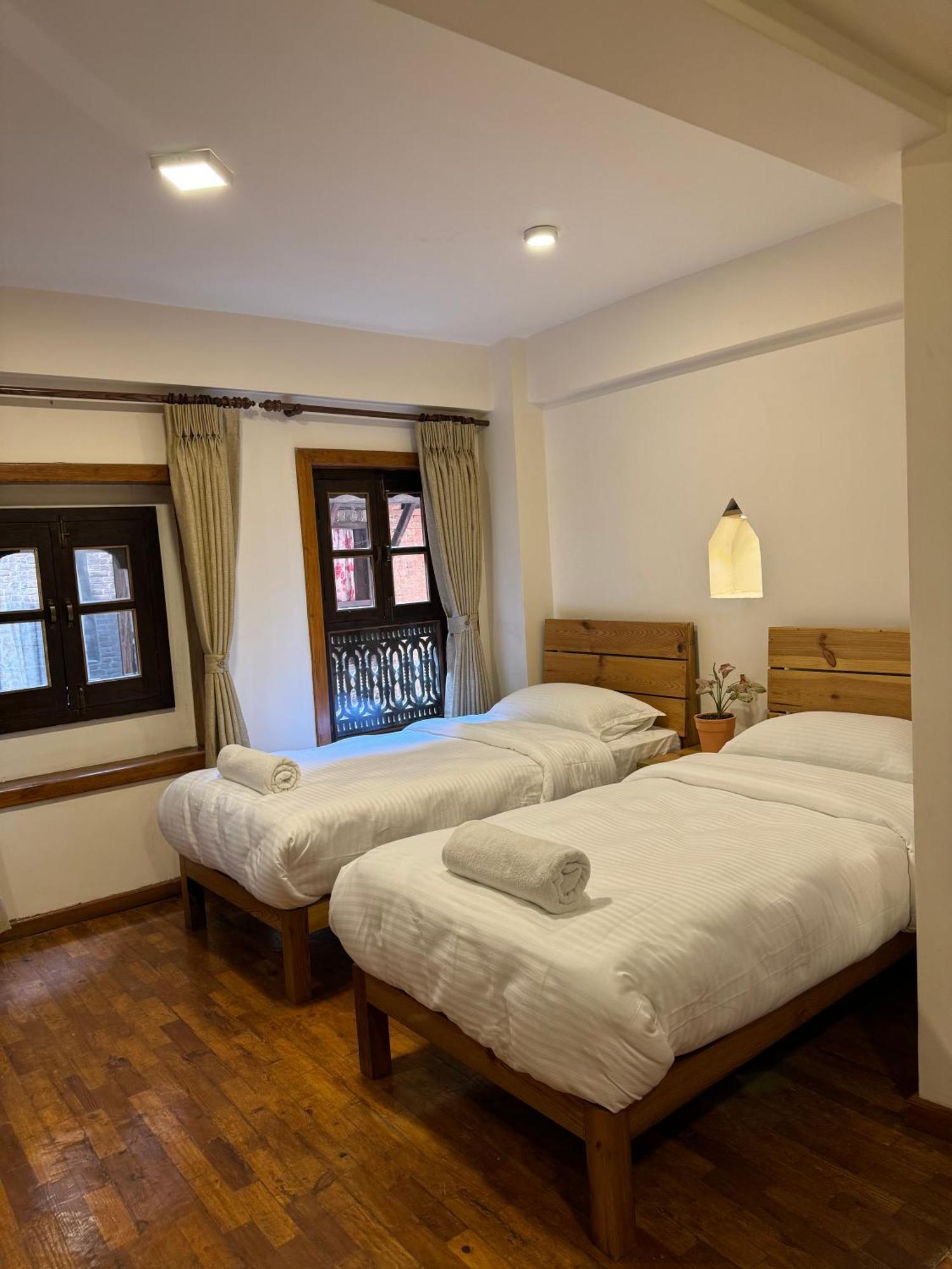Karuna Hotel Patan Kathmandu Ngoại thất bức ảnh