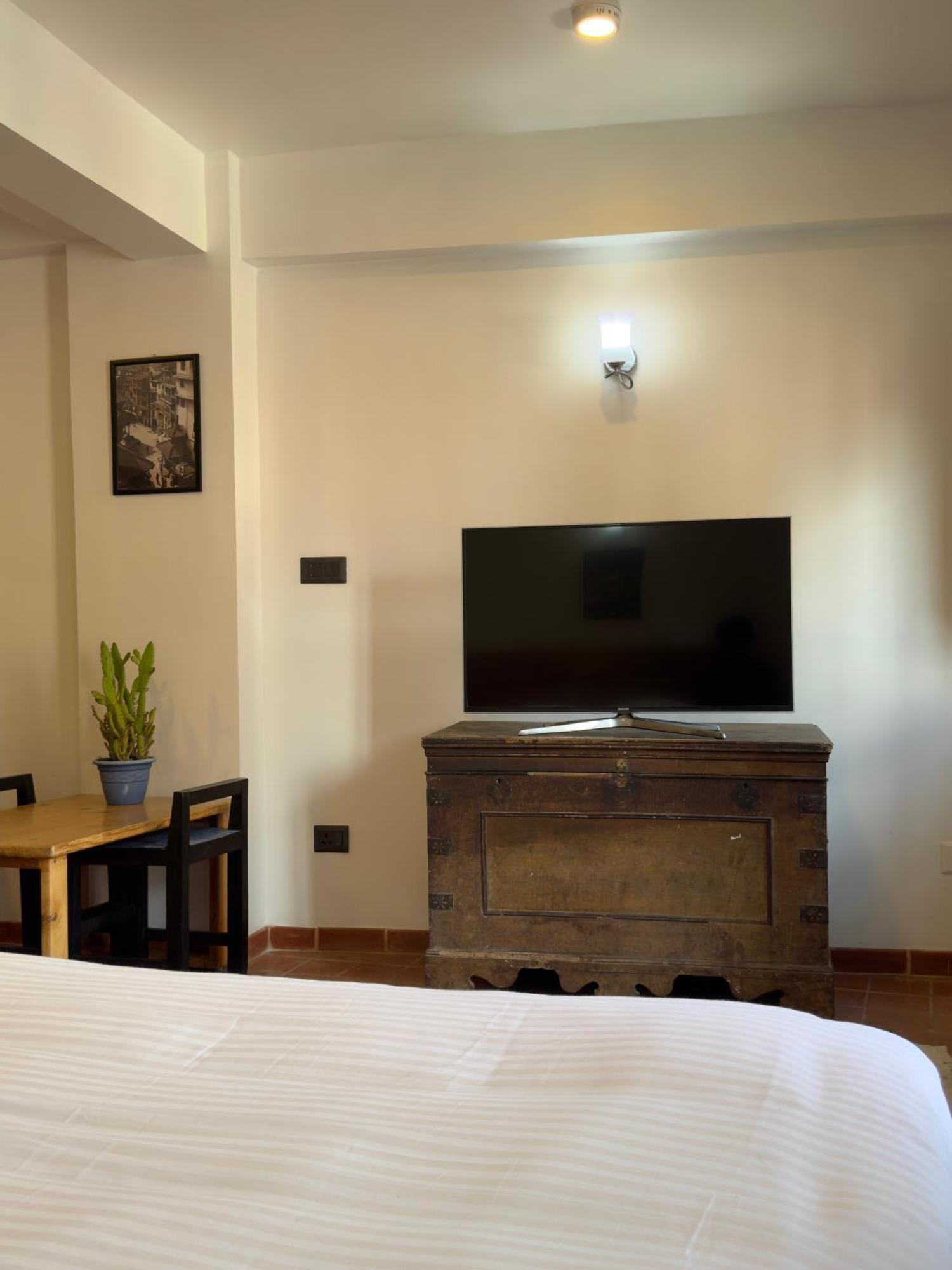 Karuna Hotel Patan Kathmandu Ngoại thất bức ảnh